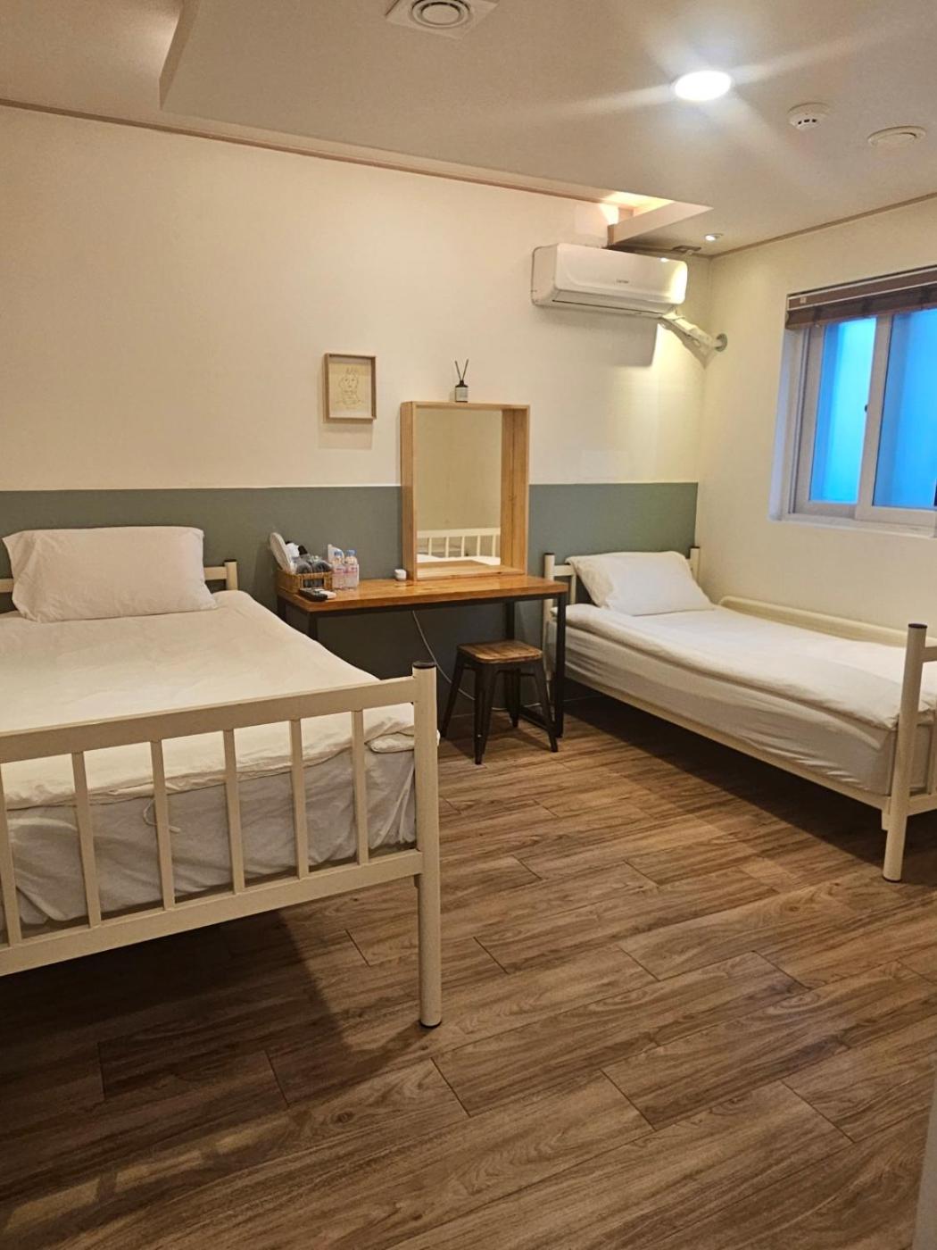 Hostel Korea - Ikseon Szöul Kültér fotó