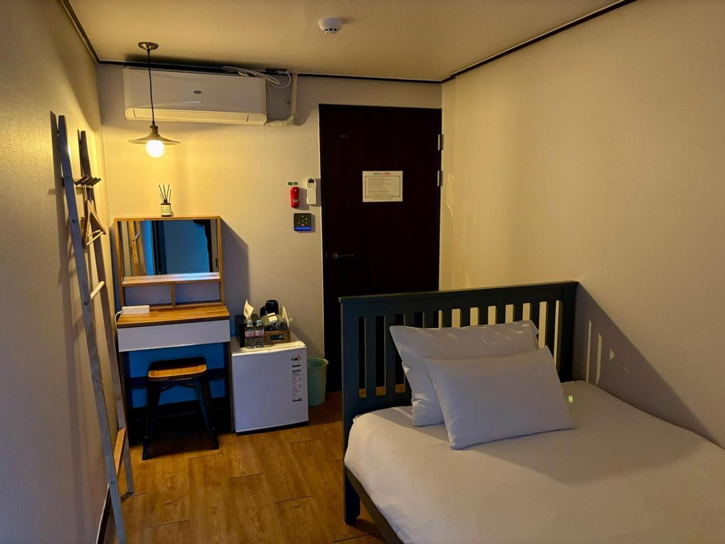 Hostel Korea - Ikseon Szöul Kültér fotó